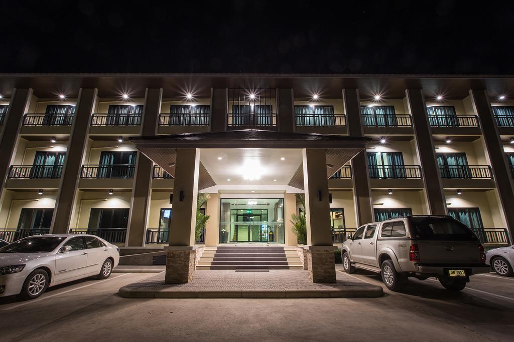 Morage Hotel بيتسانولوك المظهر الخارجي الصورة