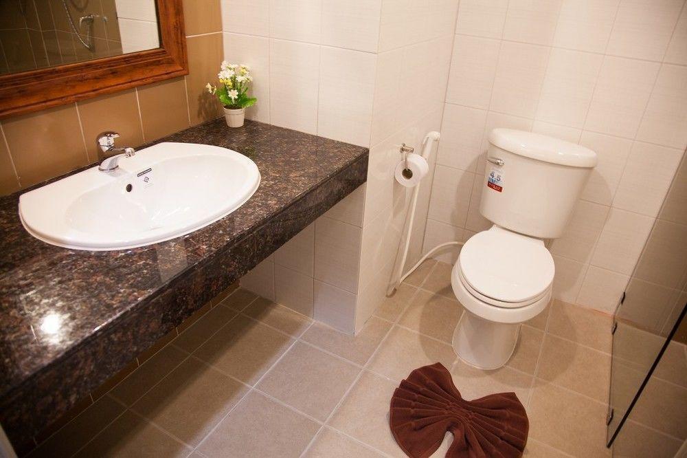 Morage Hotel بيتسانولوك المظهر الخارجي الصورة