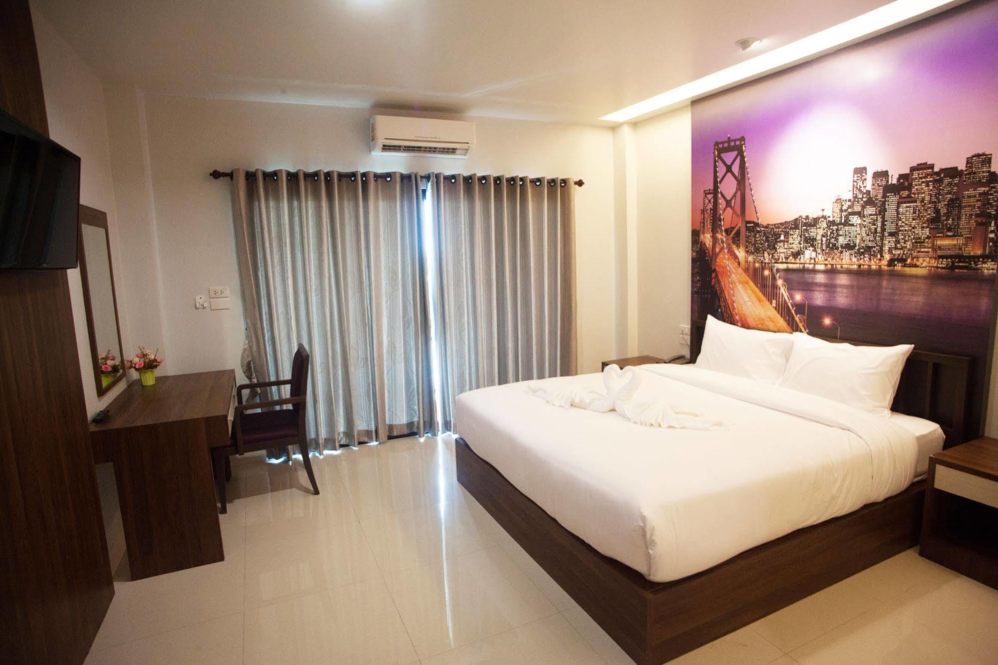 Morage Hotel بيتسانولوك المظهر الخارجي الصورة