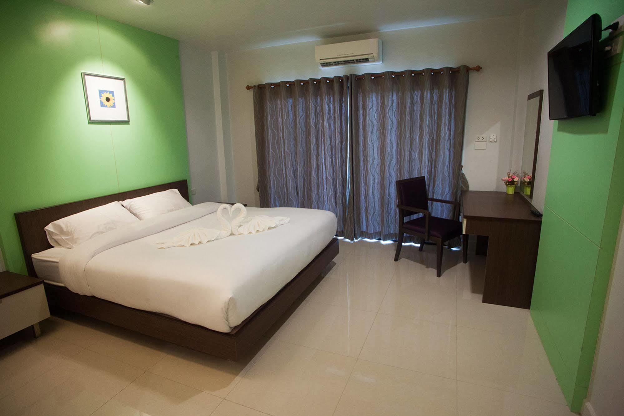 Morage Hotel بيتسانولوك المظهر الخارجي الصورة