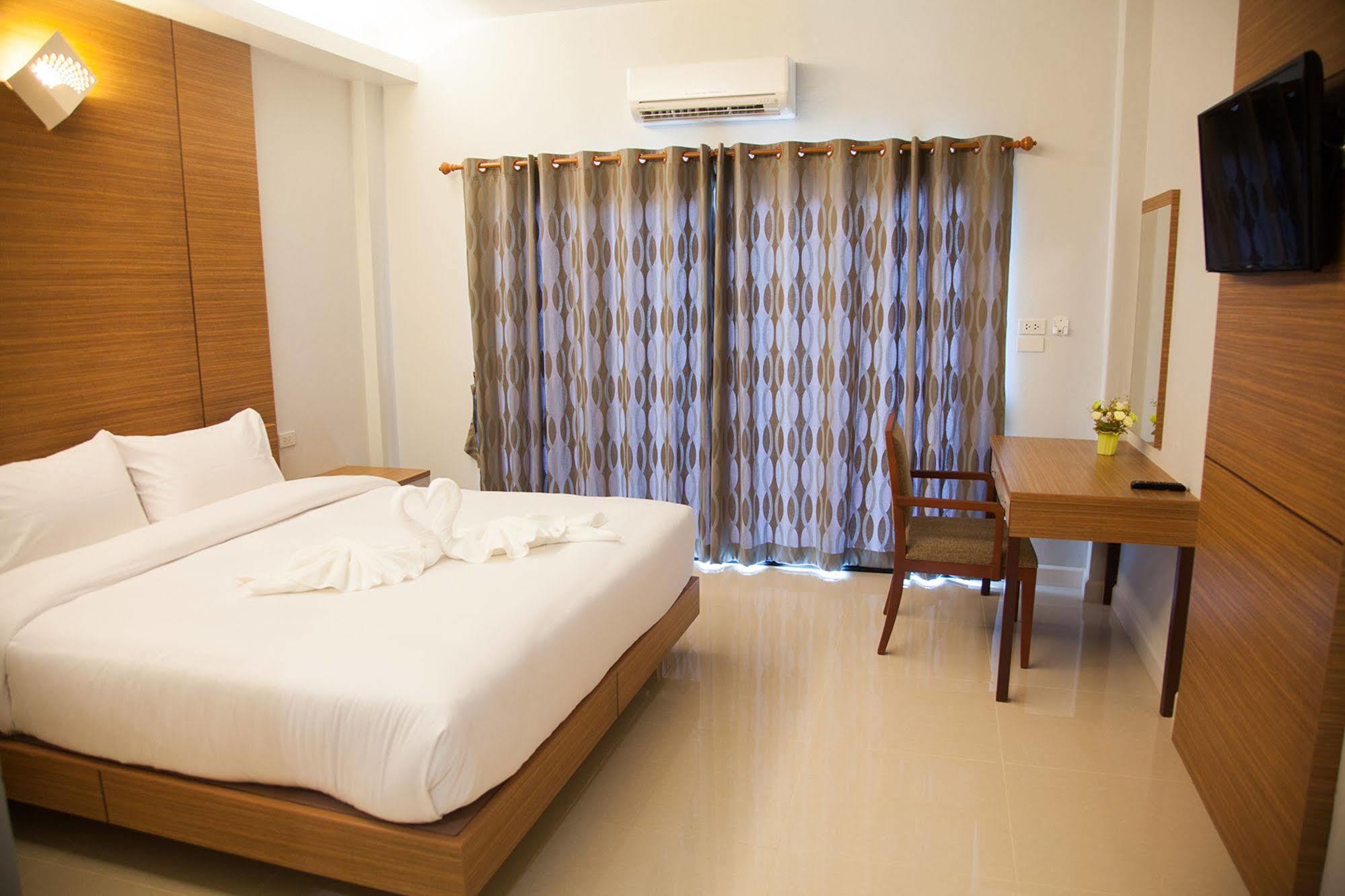 Morage Hotel بيتسانولوك المظهر الخارجي الصورة