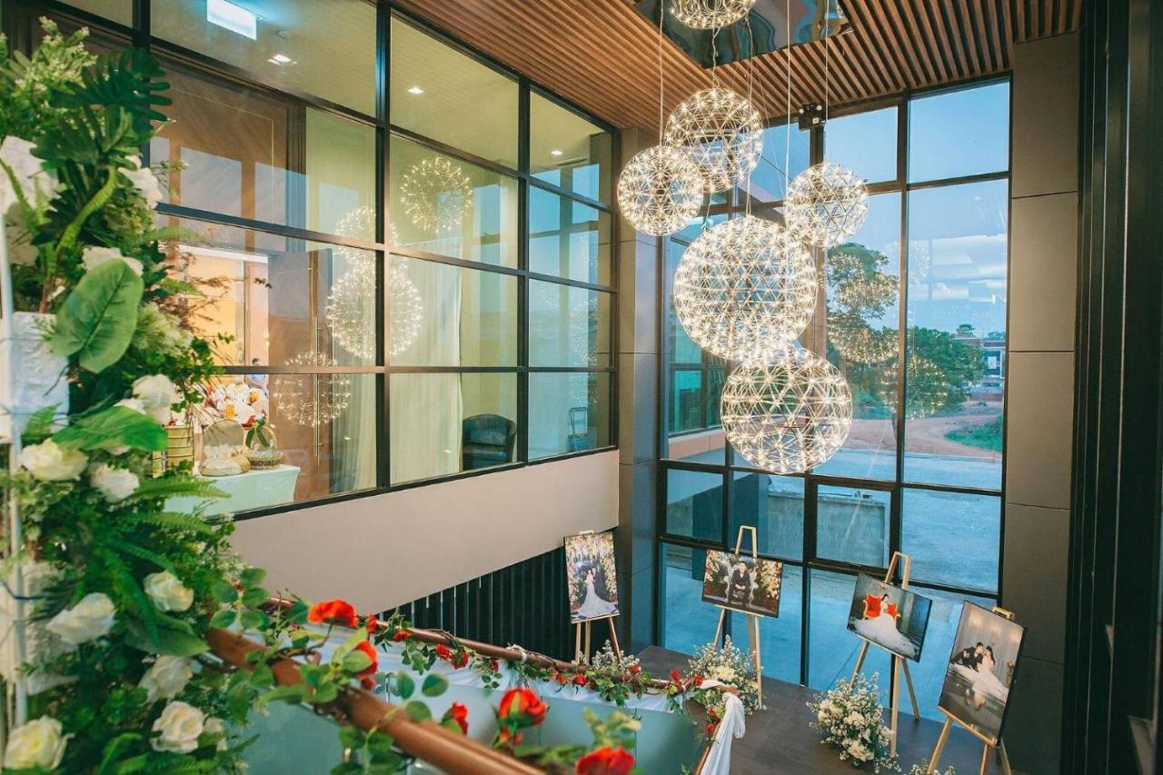 Morage Hotel بيتسانولوك المظهر الخارجي الصورة